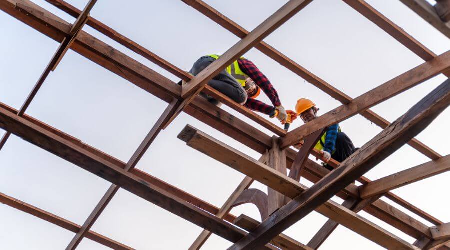 Professional gutter cleaning services in Bridgeton, NC